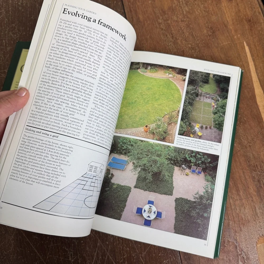 John Brookes The Garden‎ Book Designing Creating Maintaining Your Garden